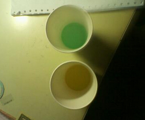 硫酸鐵與硫酸亞鐵的區別單從顏色上就不同